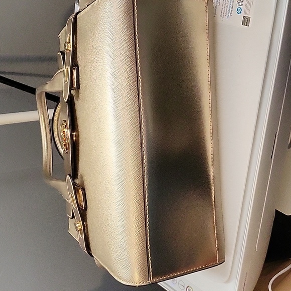 NWT MICHAEL KORS PALE GOLD CARMEN SATCHEL - Picture 10 of 14